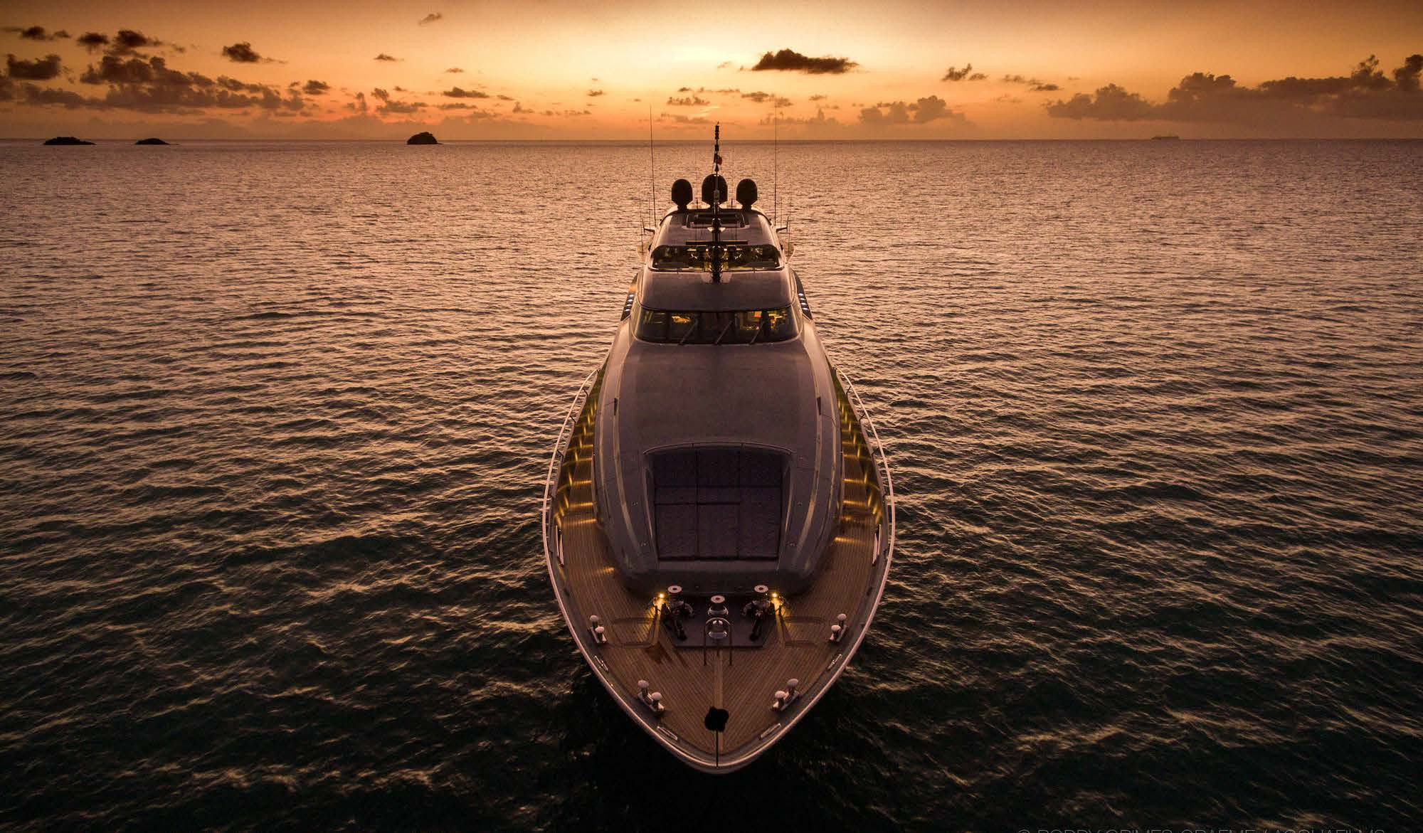 Luxury yacht AQUANOVA