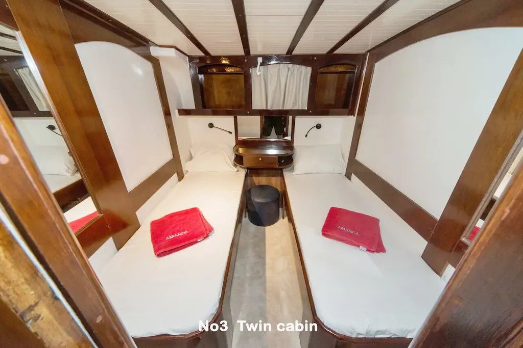Twin Cabin