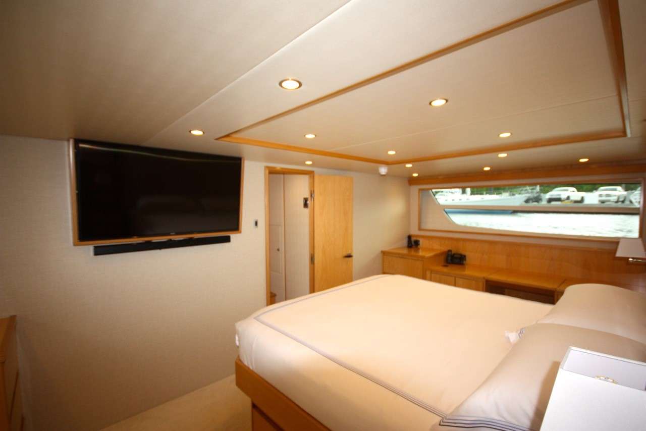 Master Cabin With Tv