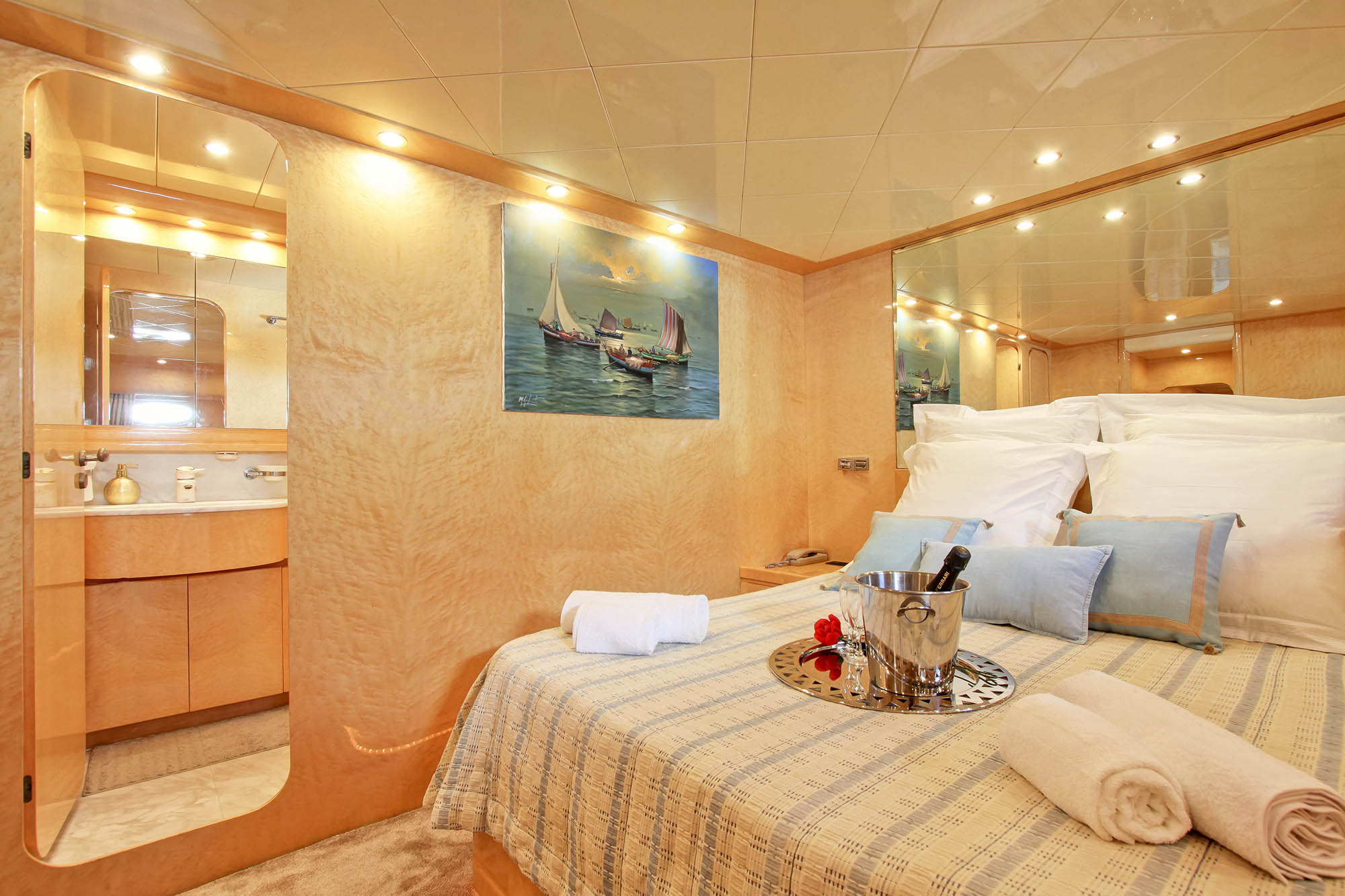 Luxury VIP cabin