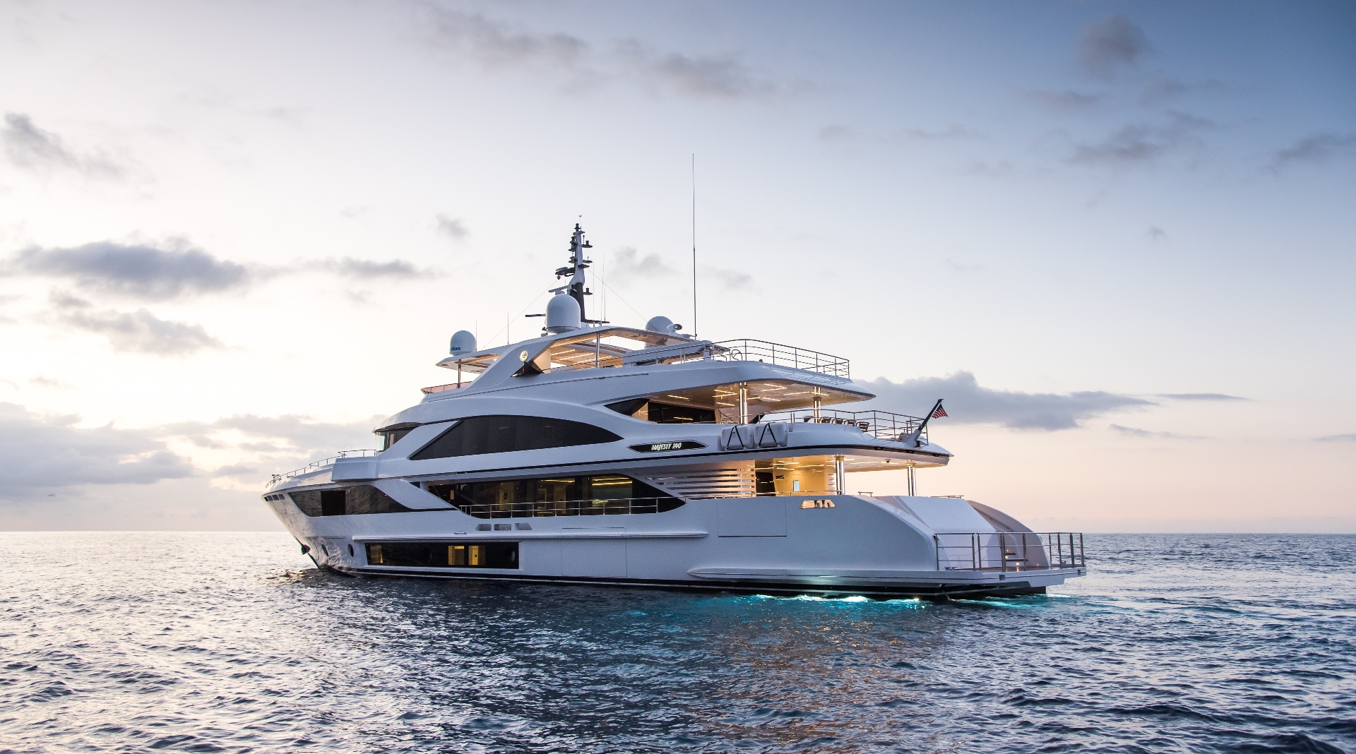 Luxury yacht RISING DAWN
