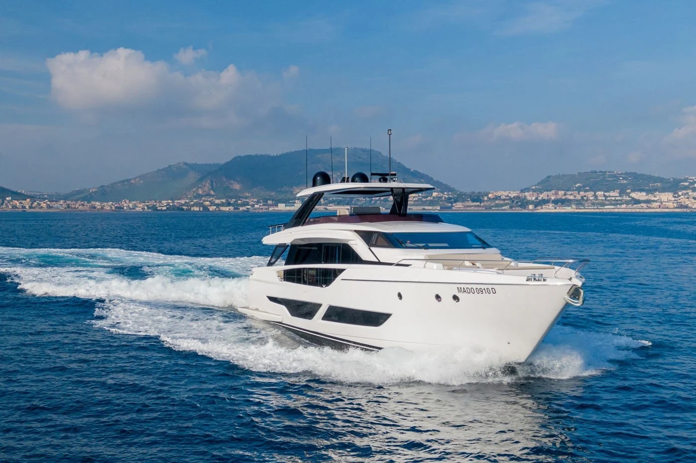 Luxury yacht VITTORIA
