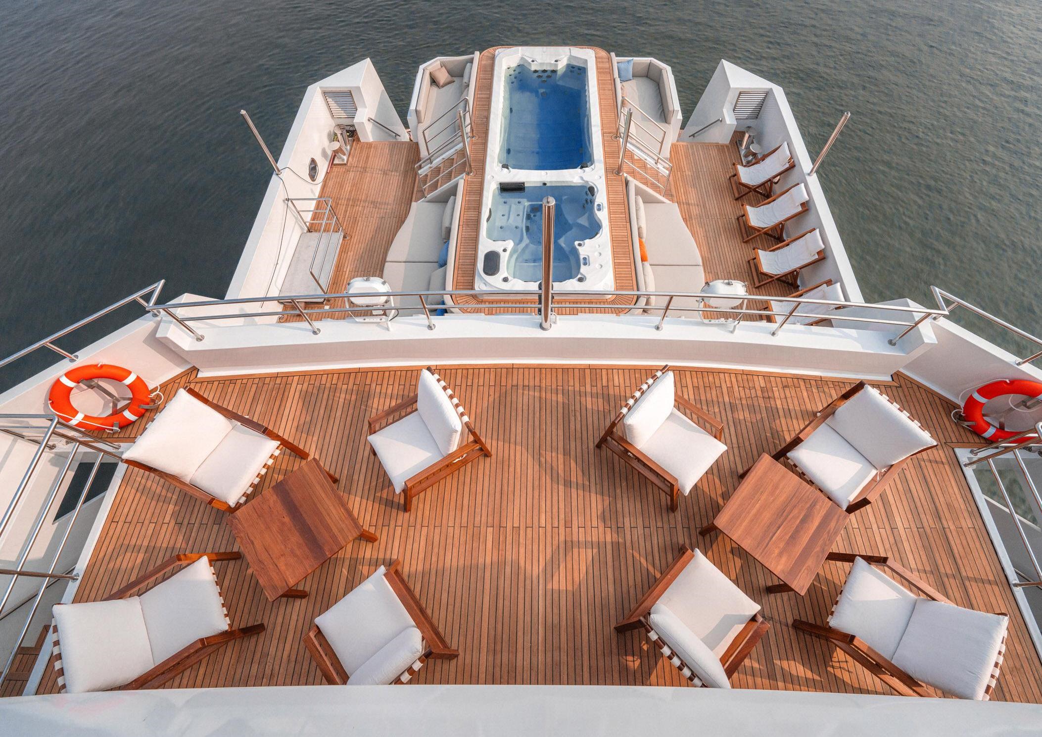 Aft Deck Pool and Jacuzzi