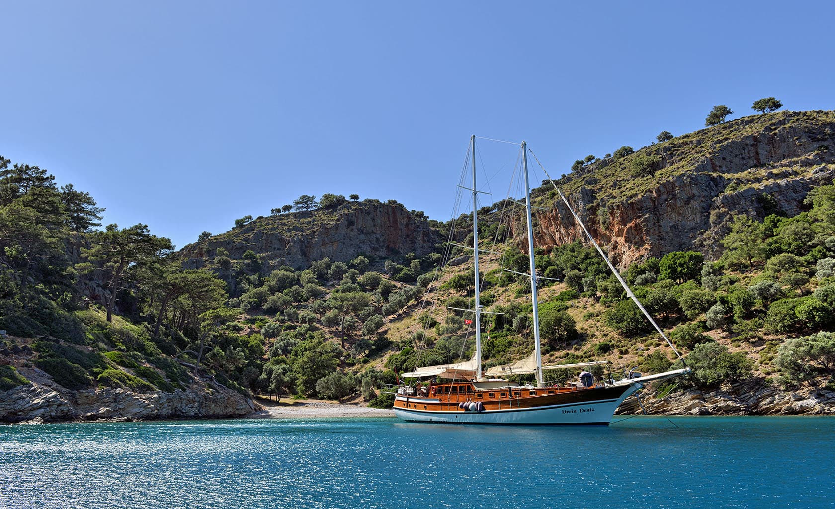 Luxury Yacht Derin Deniz