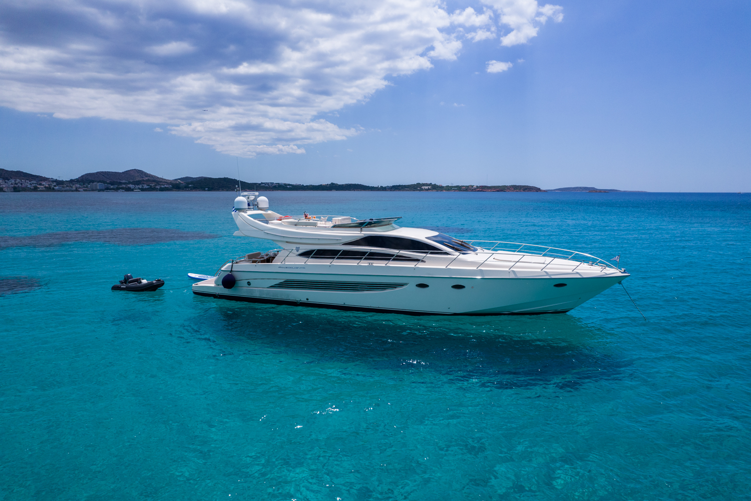 Luxury yacht ANTAMAR II