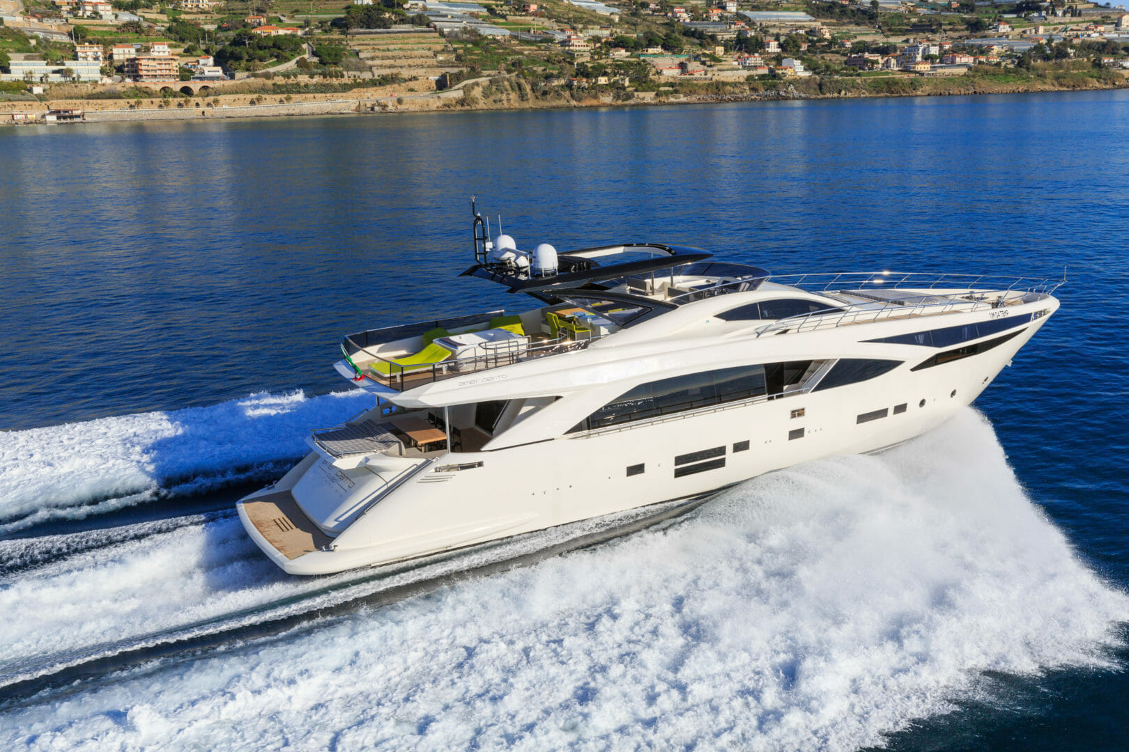 Luxury yacht BACCARAT (sistership Amer Cento Quad)