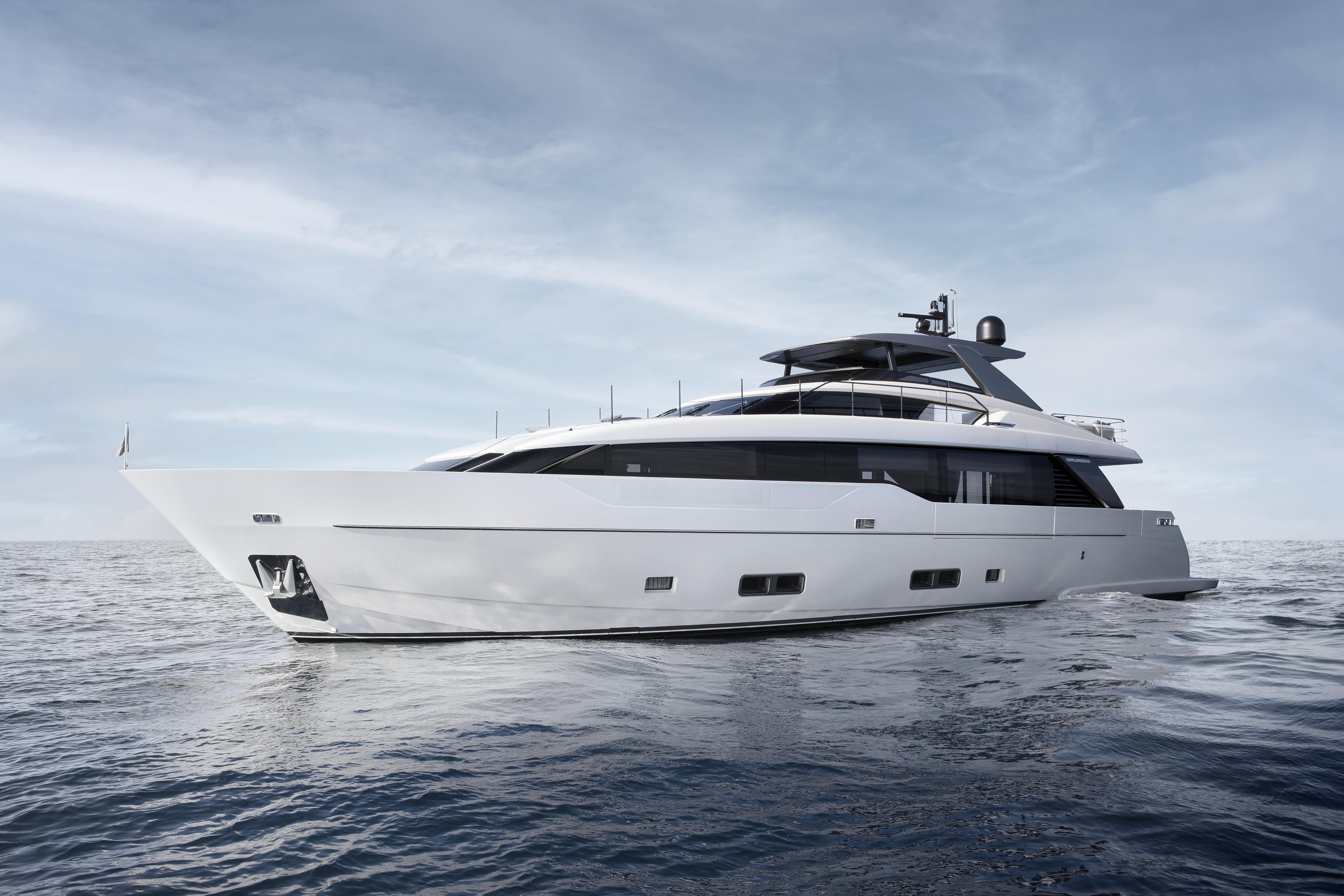 Luxury yacht SEVEN