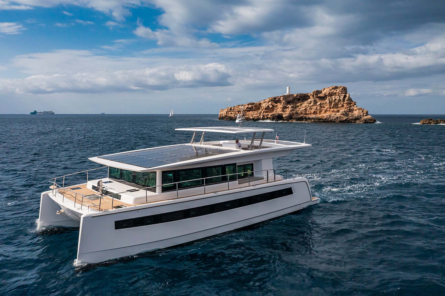 Luxury yacht SILENT DREAM