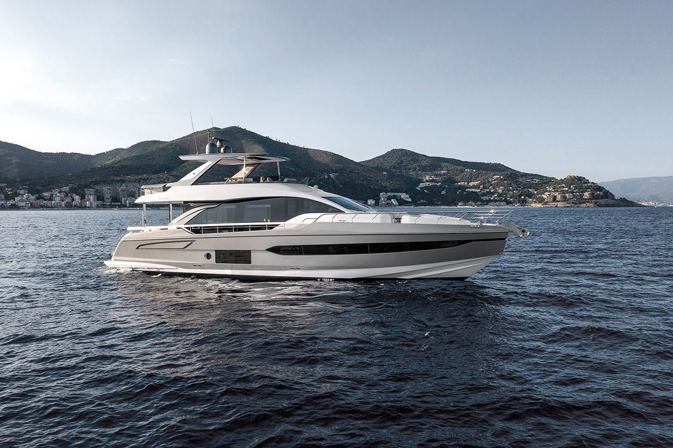 Luxury yacht VIVA