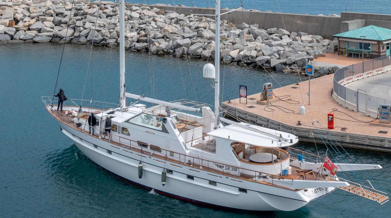 Luxury yacht WHITE STAR OF RORC