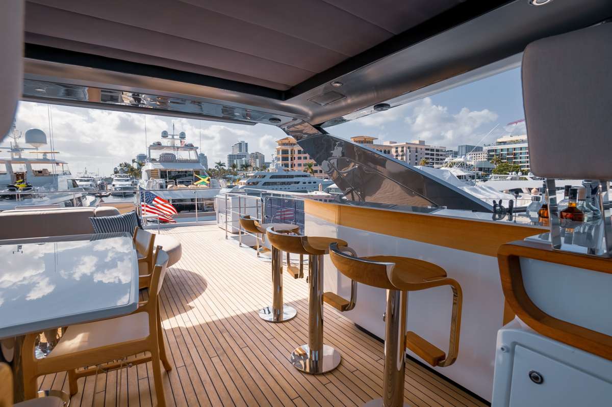 Luxury yacht SEA OWL