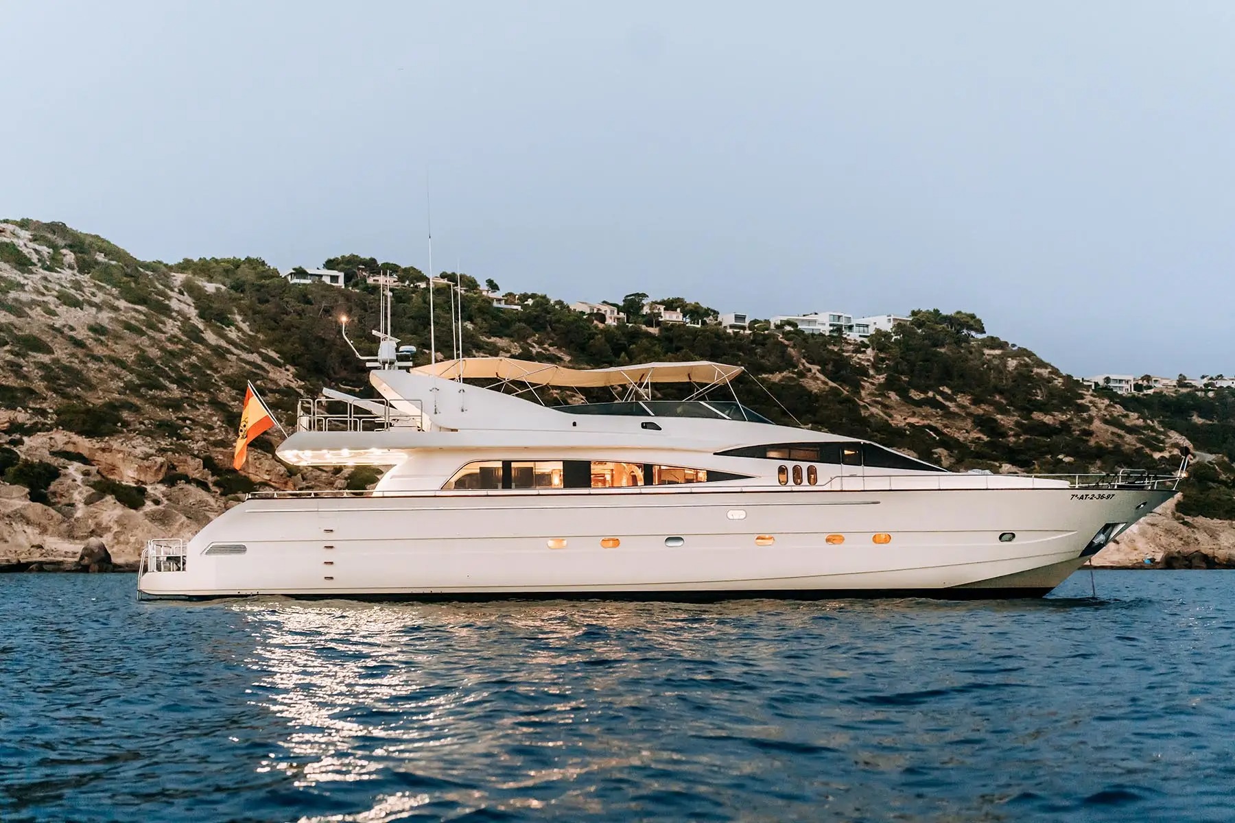Luxury yacht SONRISA SEPTIMO