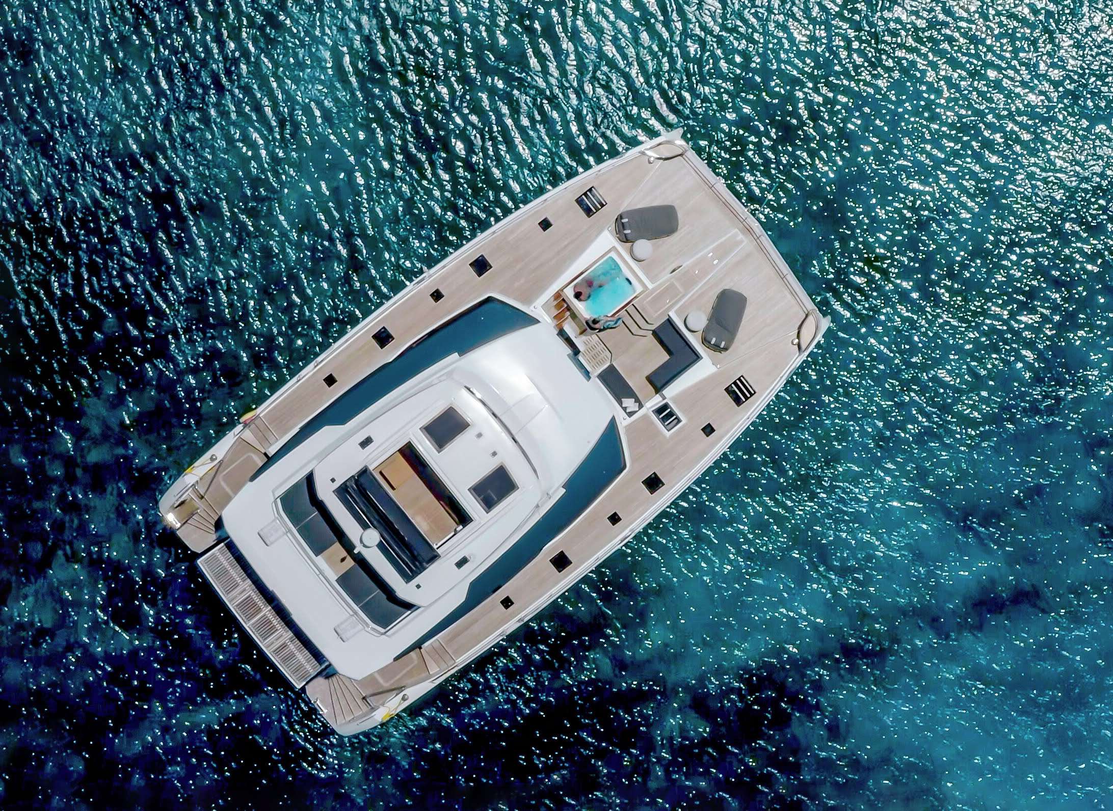 Super yacht ALENA (sistership)