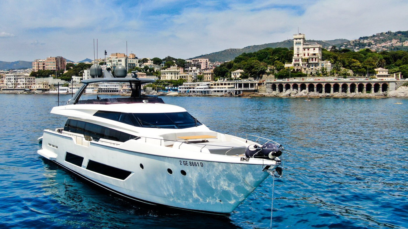 Luxury Yacht E3