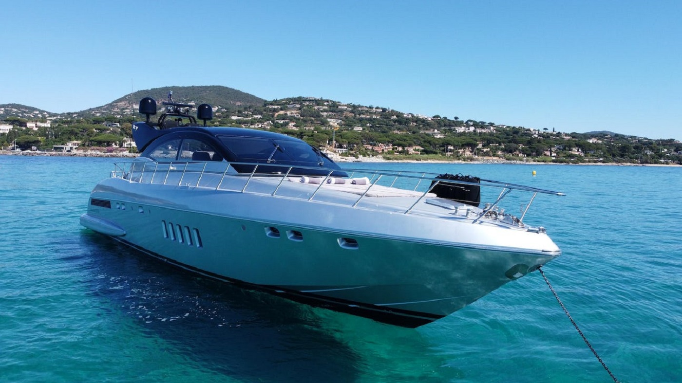 Luxury Yacht HELIOS