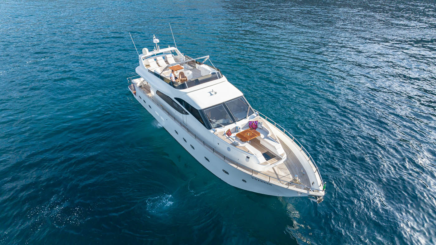 Luxury Yacht LA CHICCA