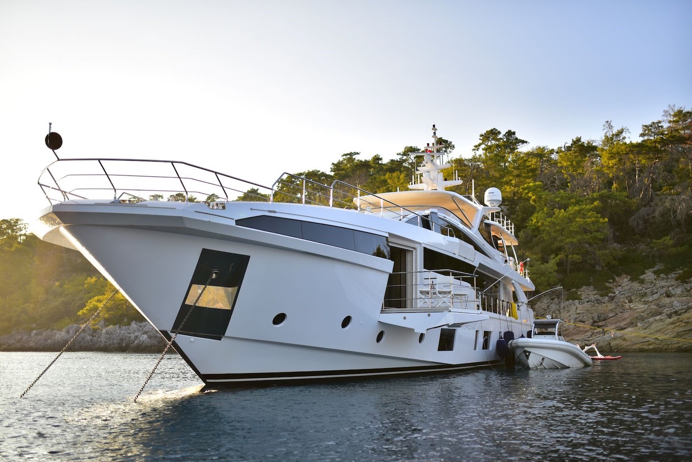 Luxury Yacht LOVE T