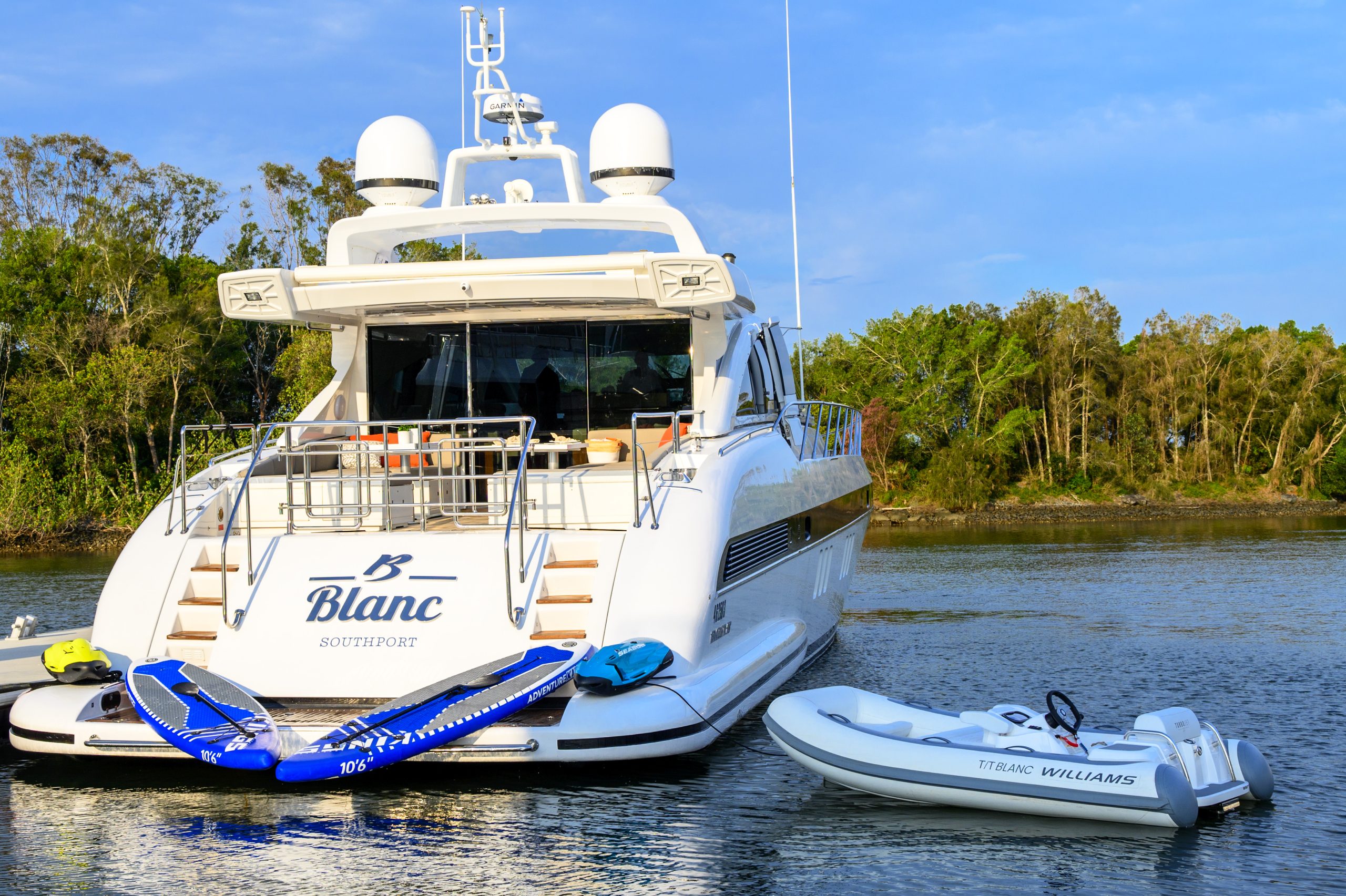 Motor Yacht BLANC