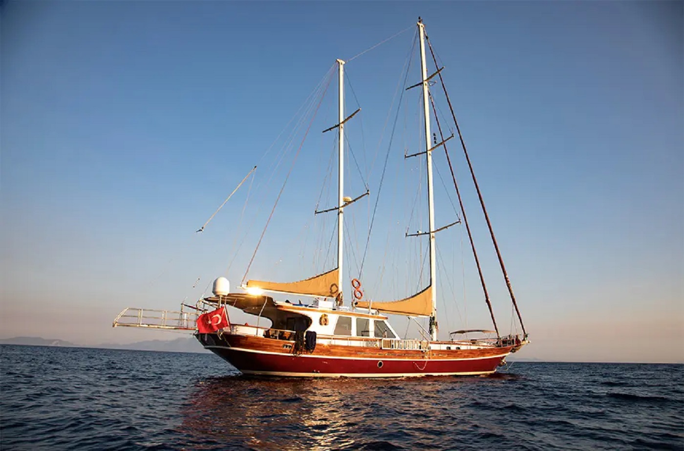 Sailing Yacht SIYU