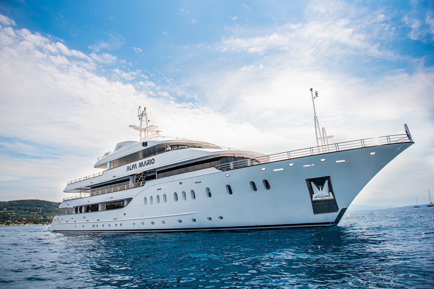 Luxury Yacht ALFA MARIO