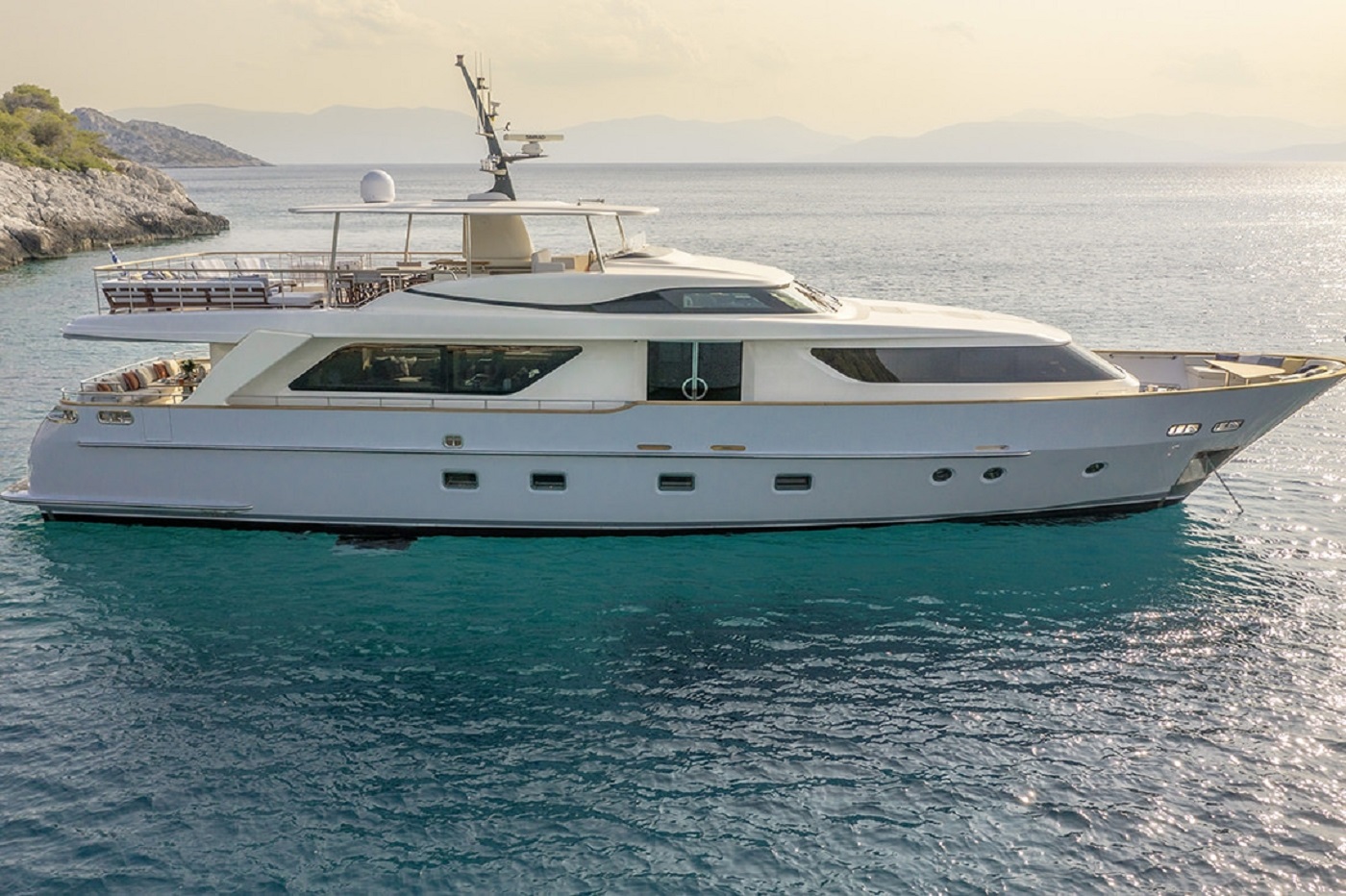 Luxury Yacht ELYSIUM