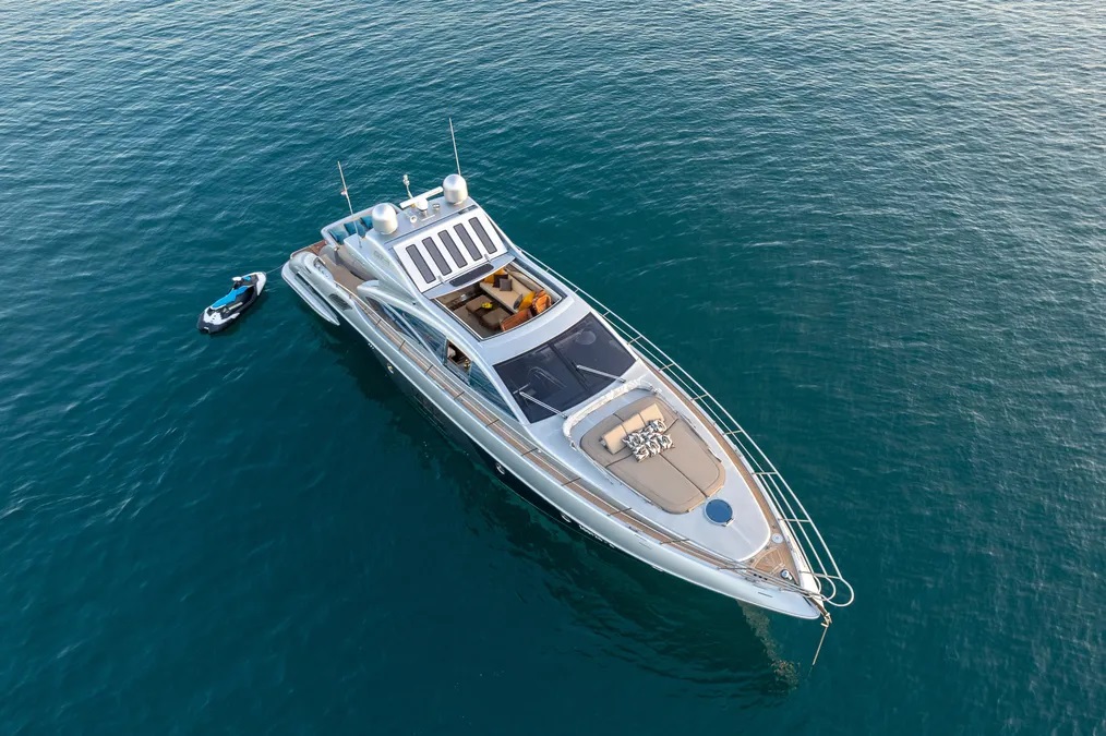Luxury Yacht FALCH