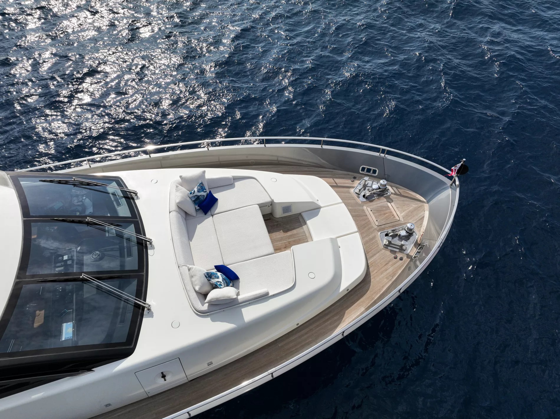 Luxury Yacht TWIN FISH