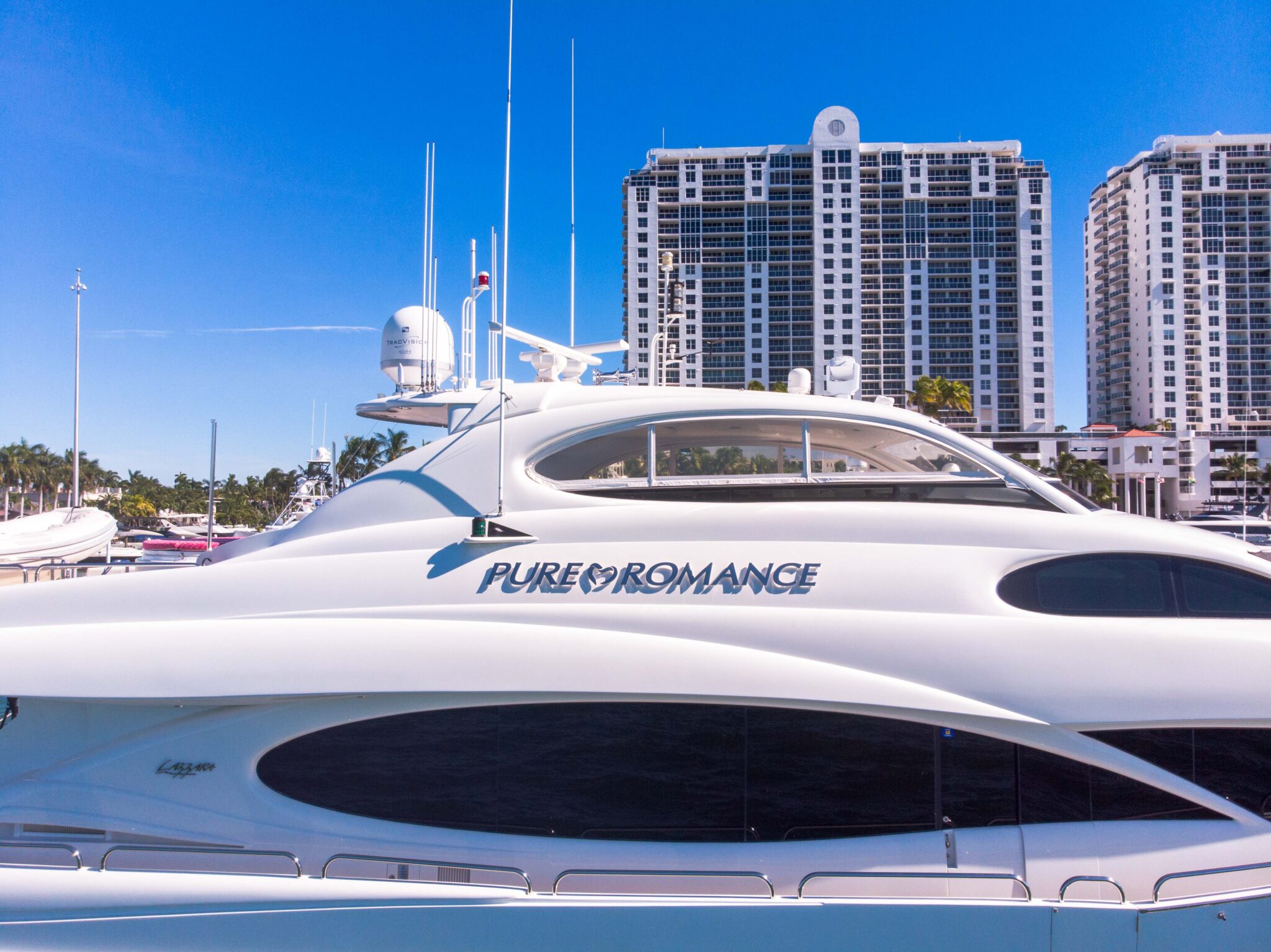 Luxury Yacht PURE ROMANCE
