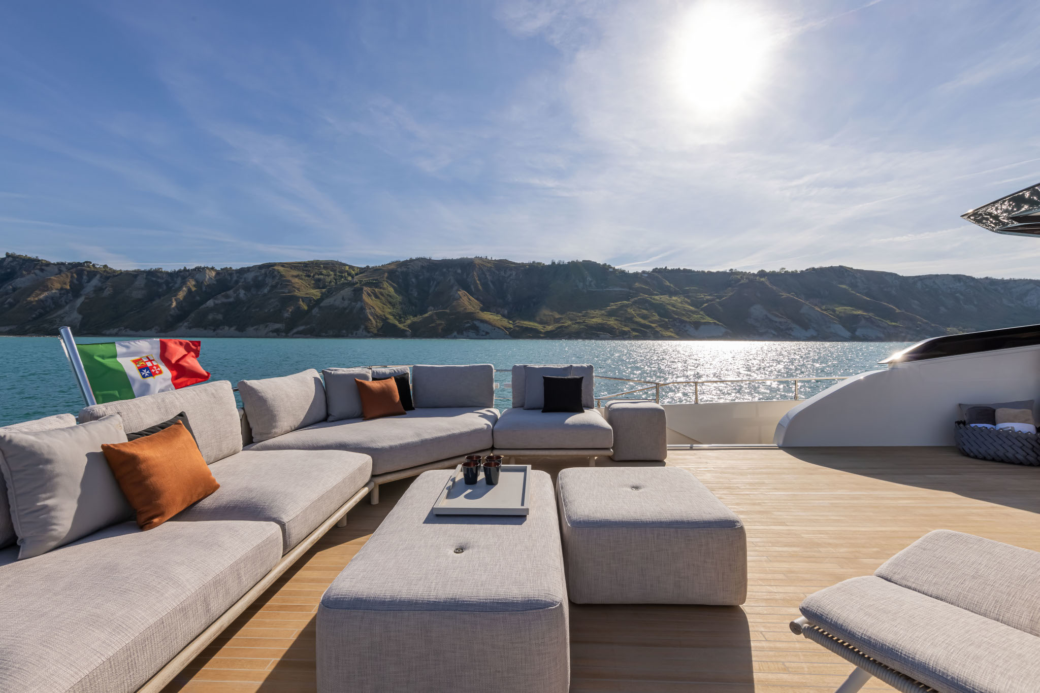 Beautiful contemporary deck furnishings