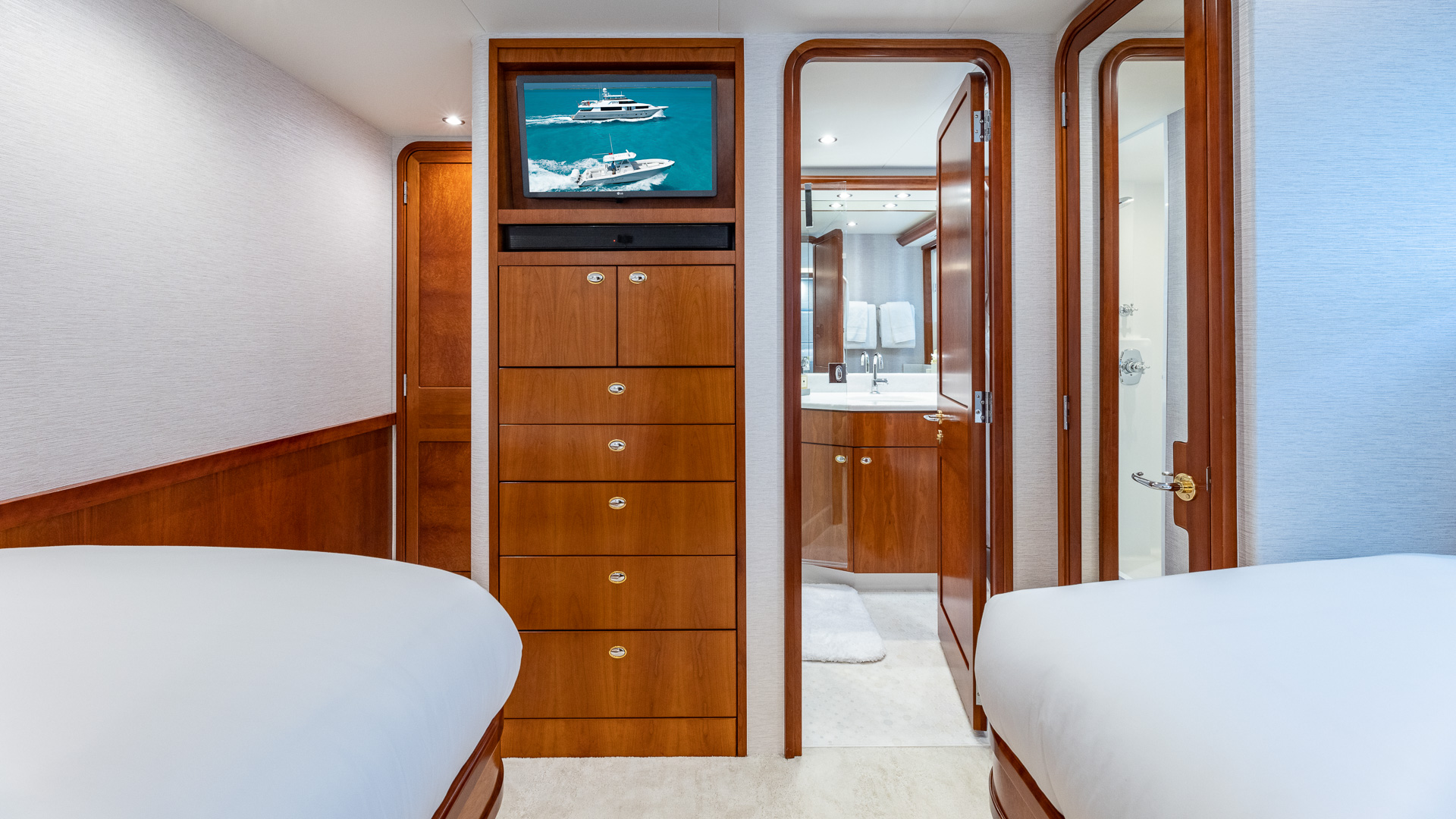  Twin Stateroom 