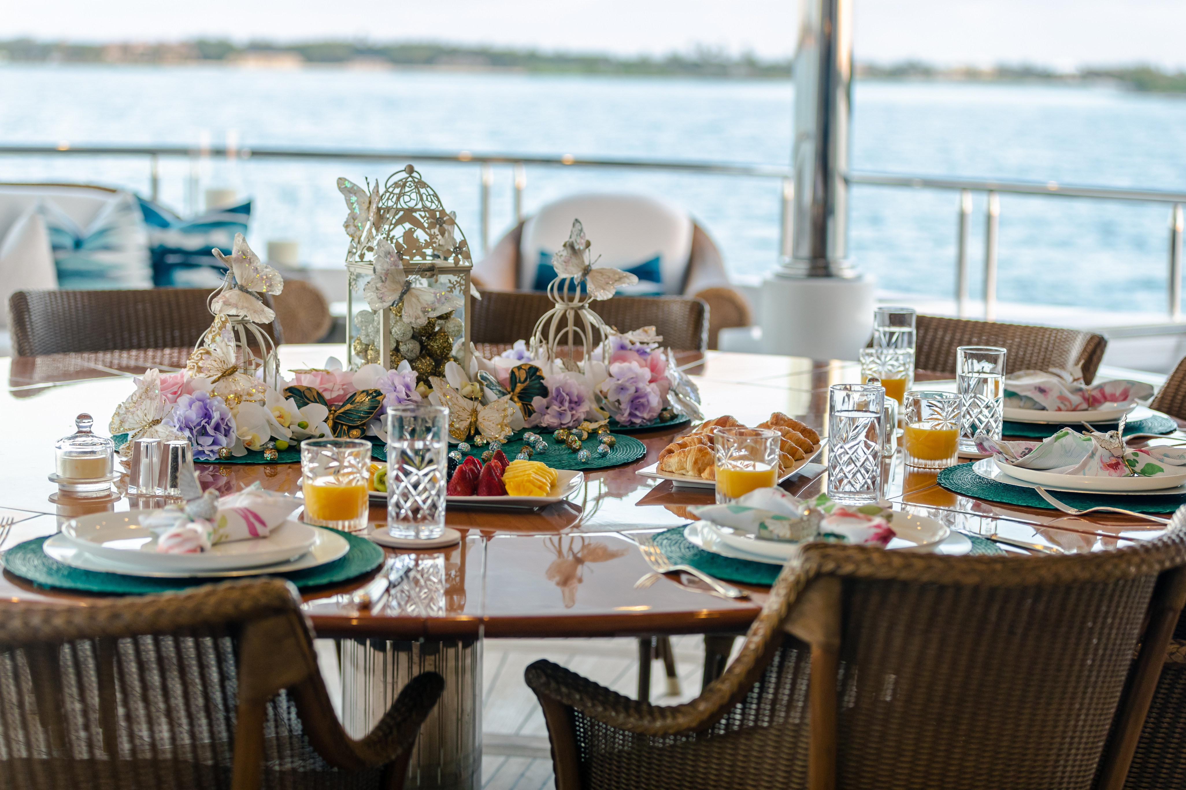 Gorgeous table settings on deck