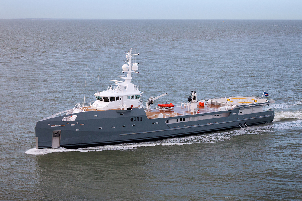 67M Fast Yacht Support Vessel Under Sea Trials