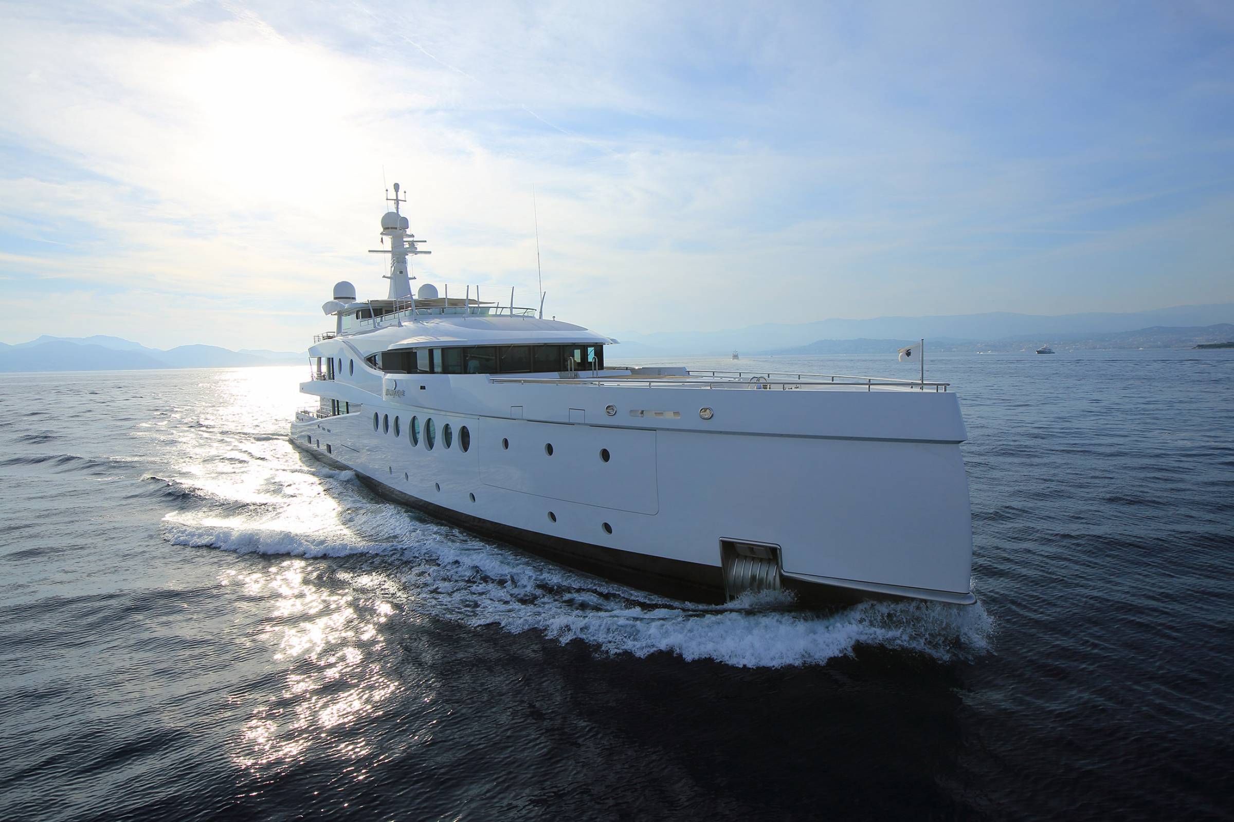 AMELS 199 Limited Edition Yacht - Bow Underway