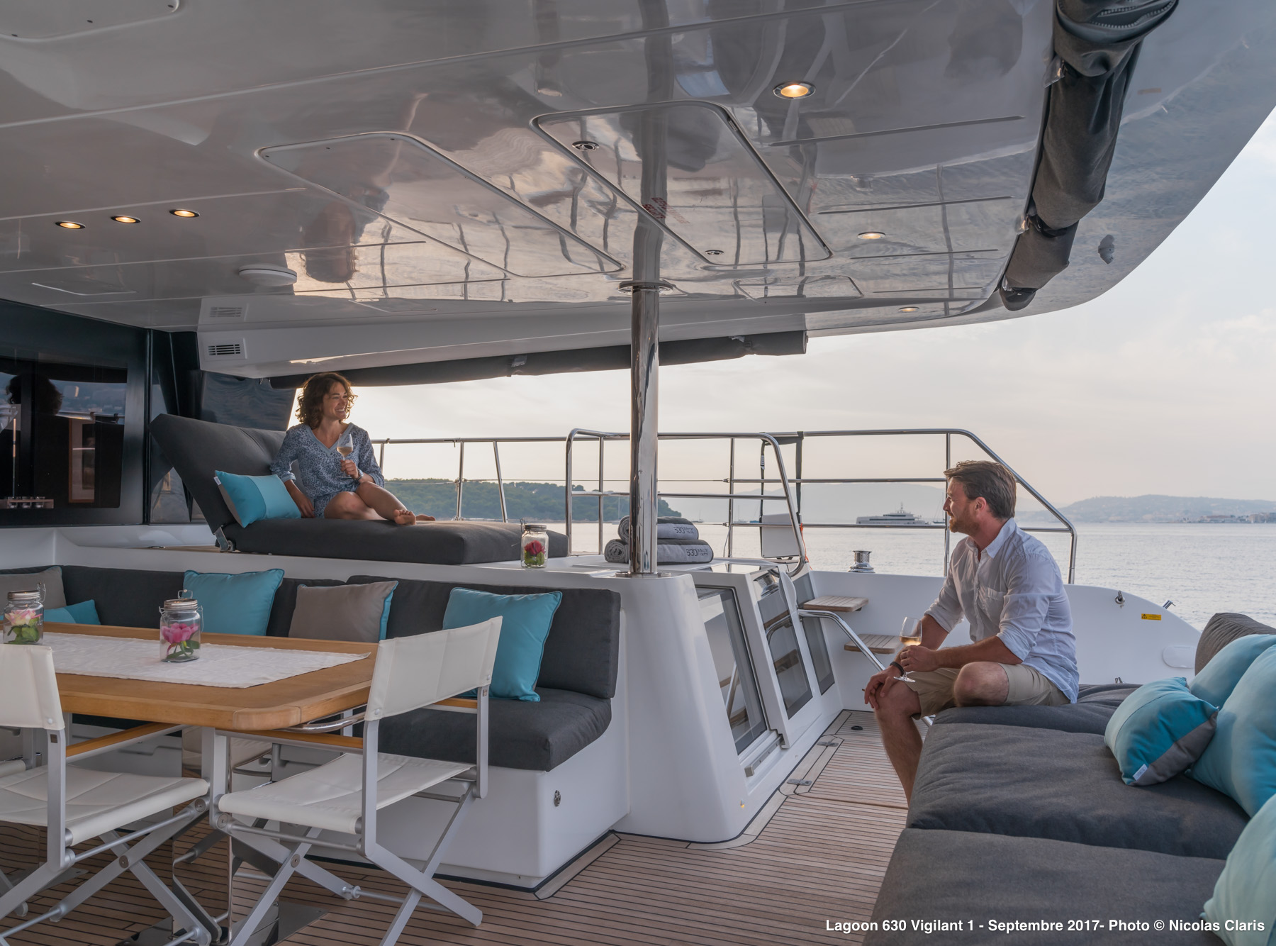 Aft Deck Seating And Dining