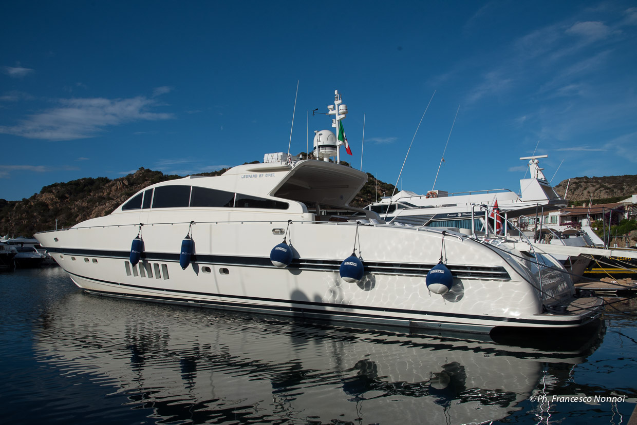 Leopard Motor Yacht DOHA - Docked
