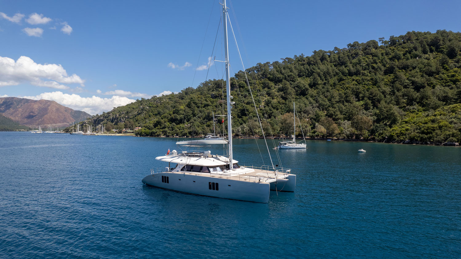 Luxury Catamaran SEAZEN II