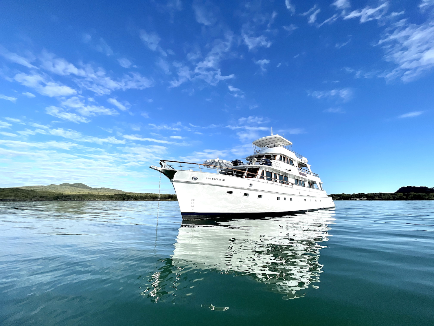 Luxury Charter Yacht SEA BREEZE III  