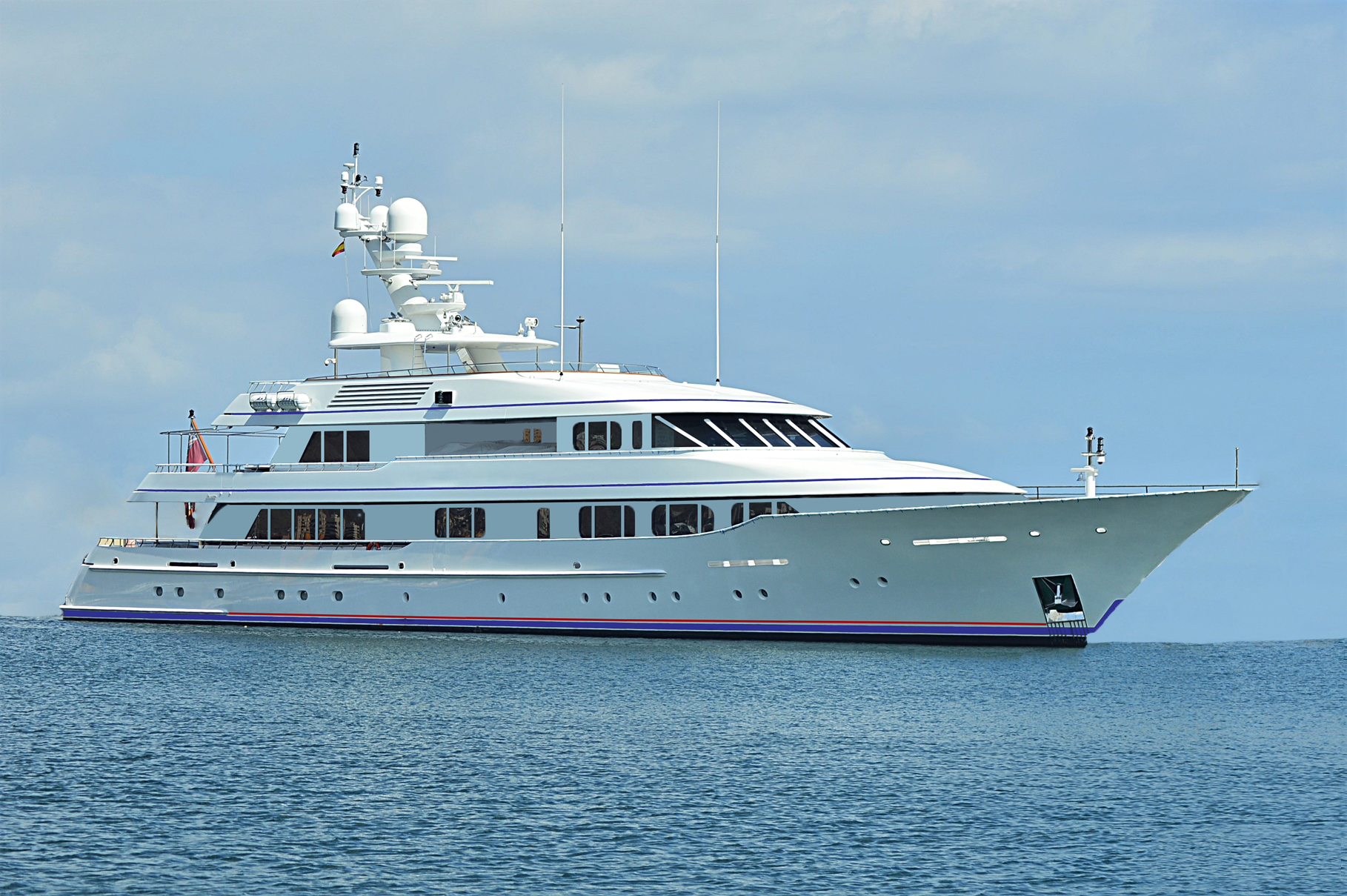 Luxury Motor Yacht CYNTHIA