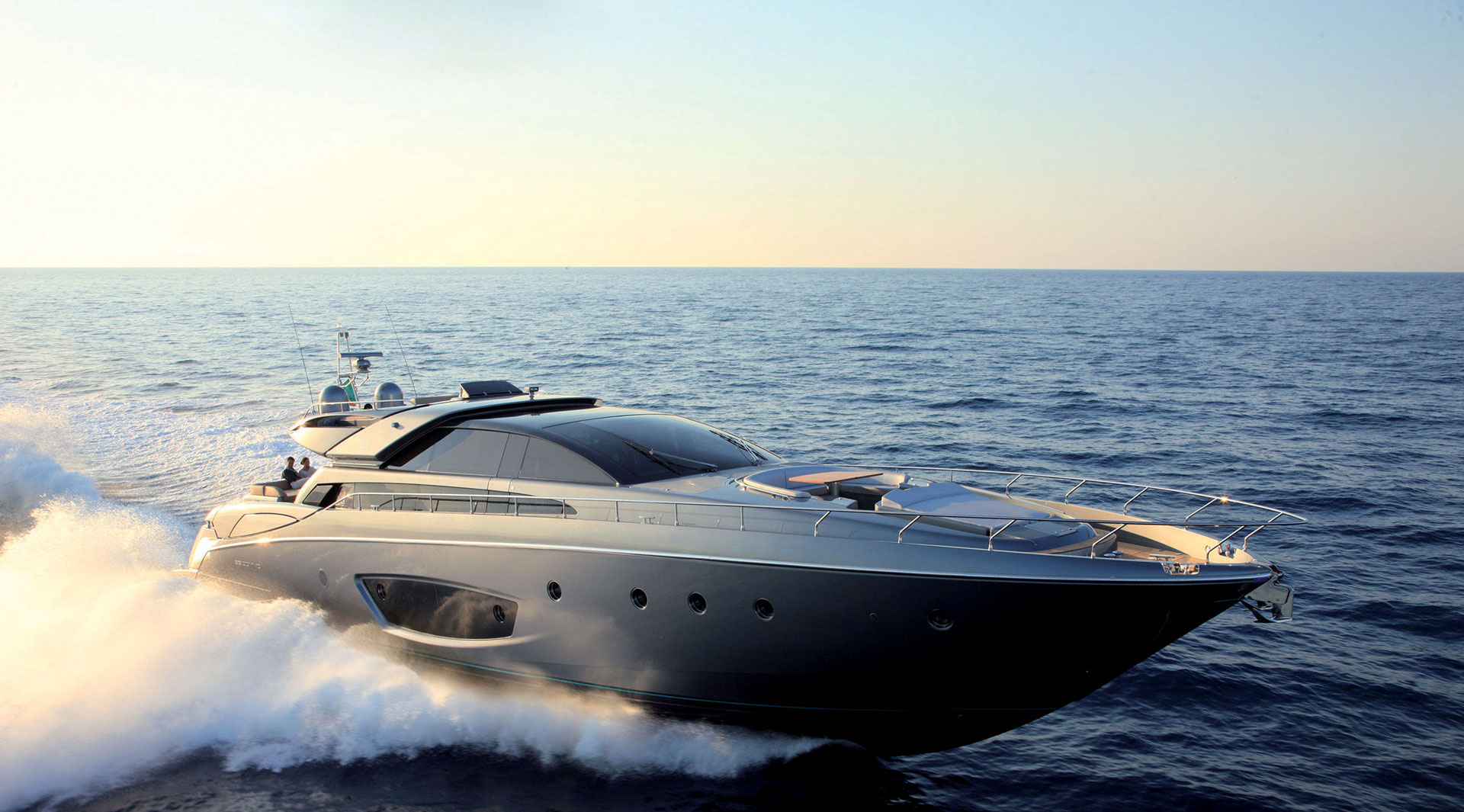 Luxury Motor Yacht LADY F1