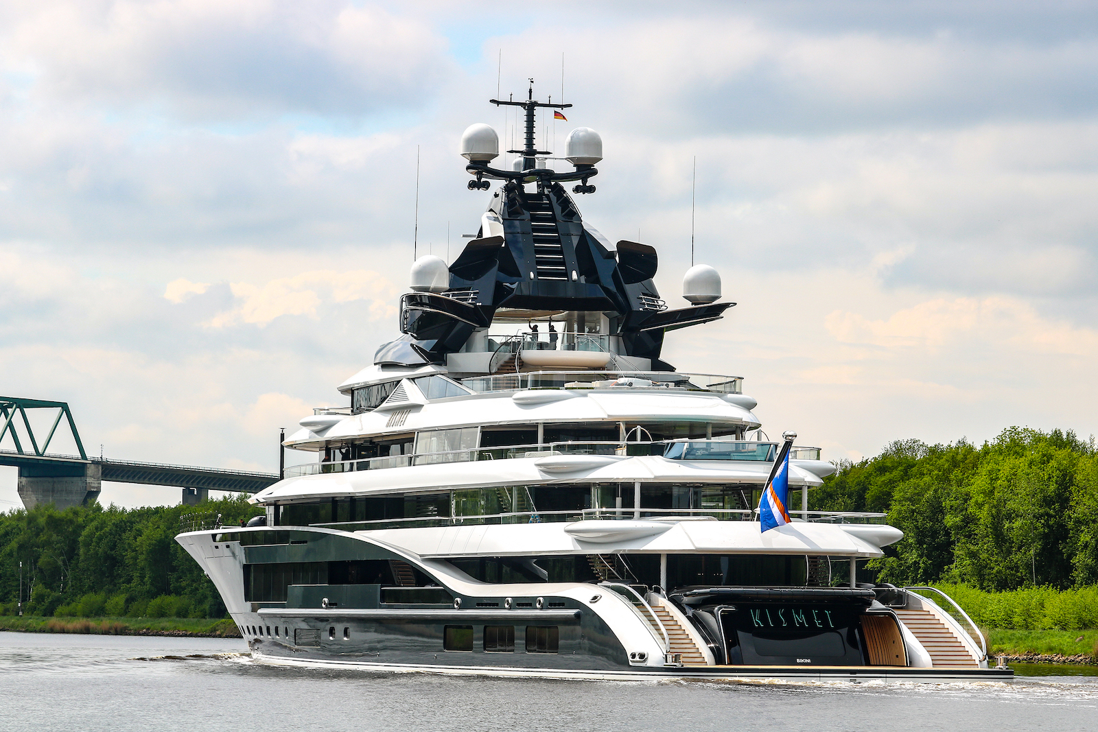 Luxury Yacht Kismet ©Jonas Thelen Superyachtblog