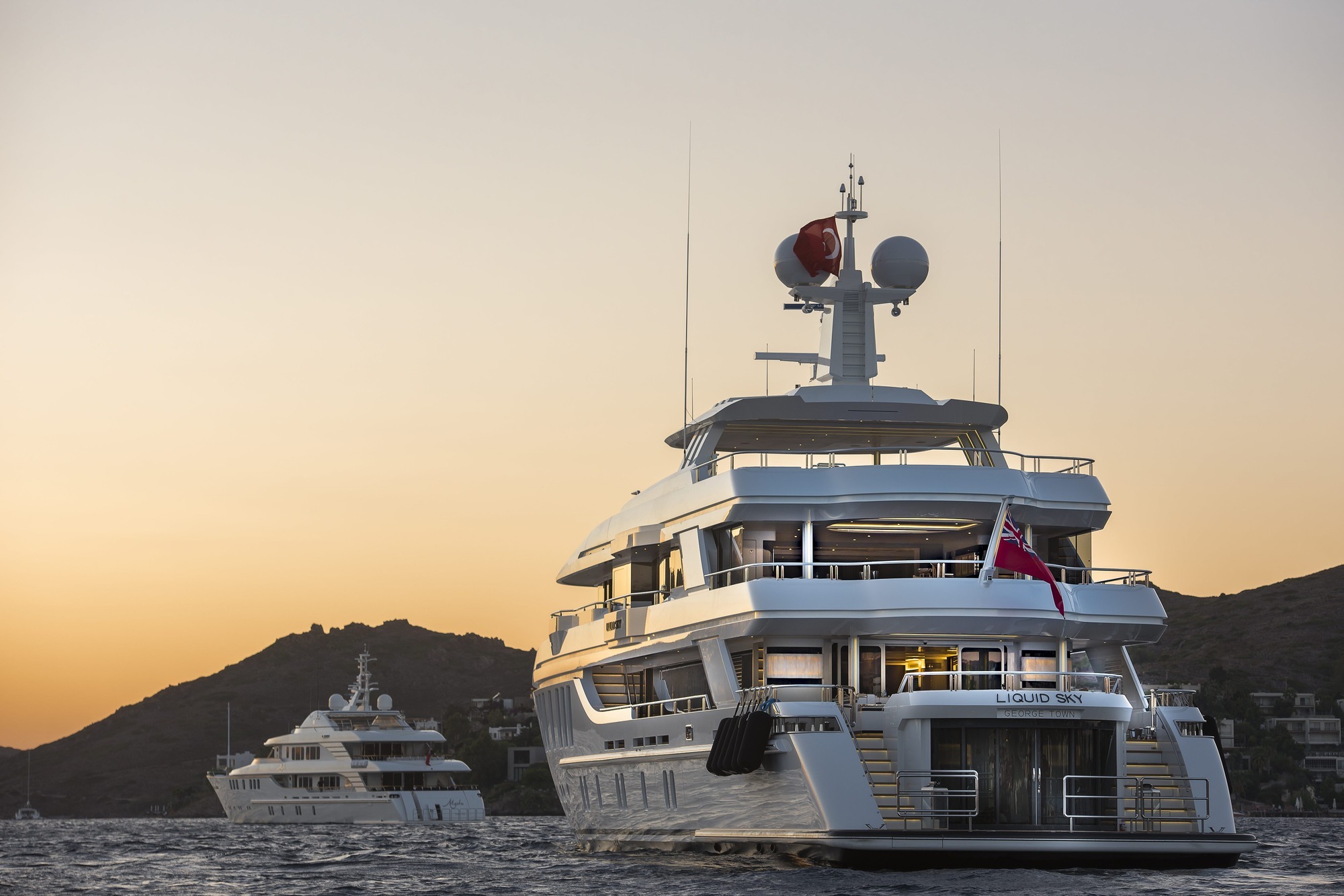 Motor Yacht LIQUID SKY By CMB Yachts - Anchored At Sunset