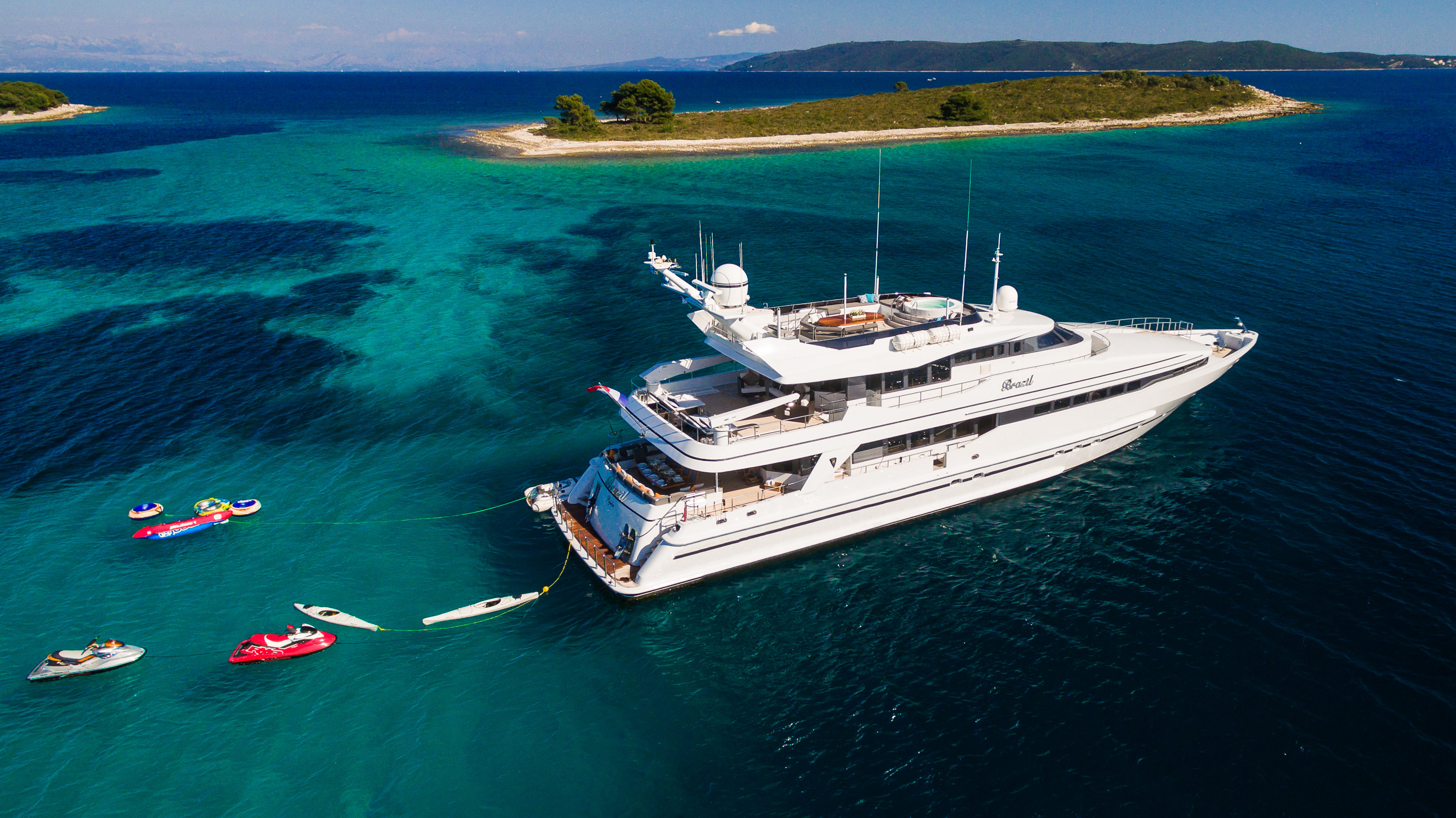 Motor Yacht BRAZIL Offering Luxury Crewed Vacations
