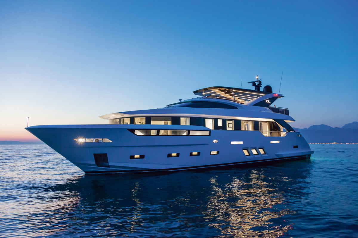 Luxury yacht evening cruise