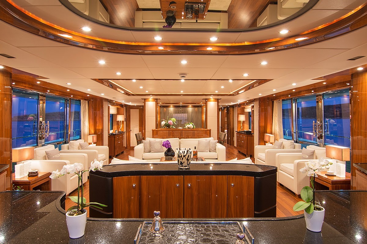 Salon View From Aft
