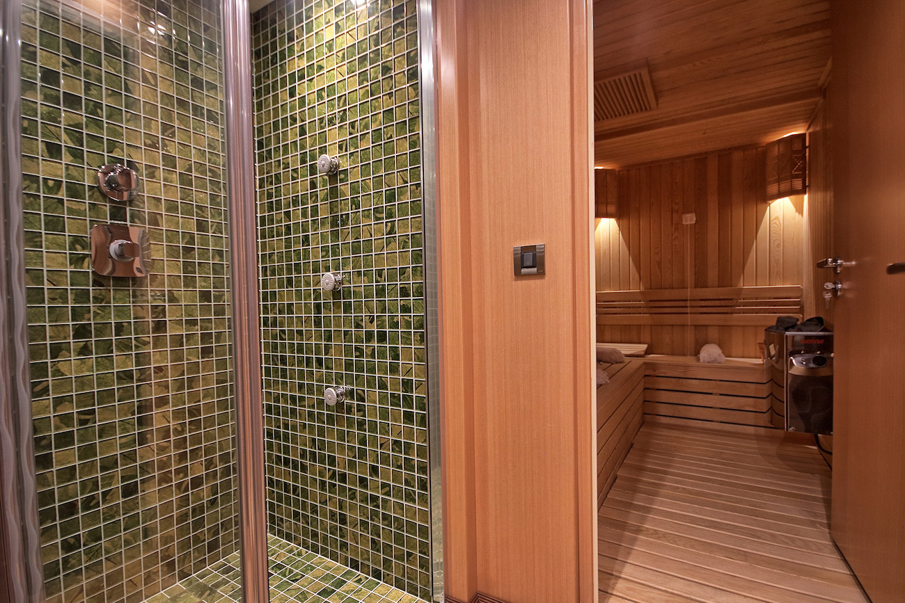 Sauna With Shower