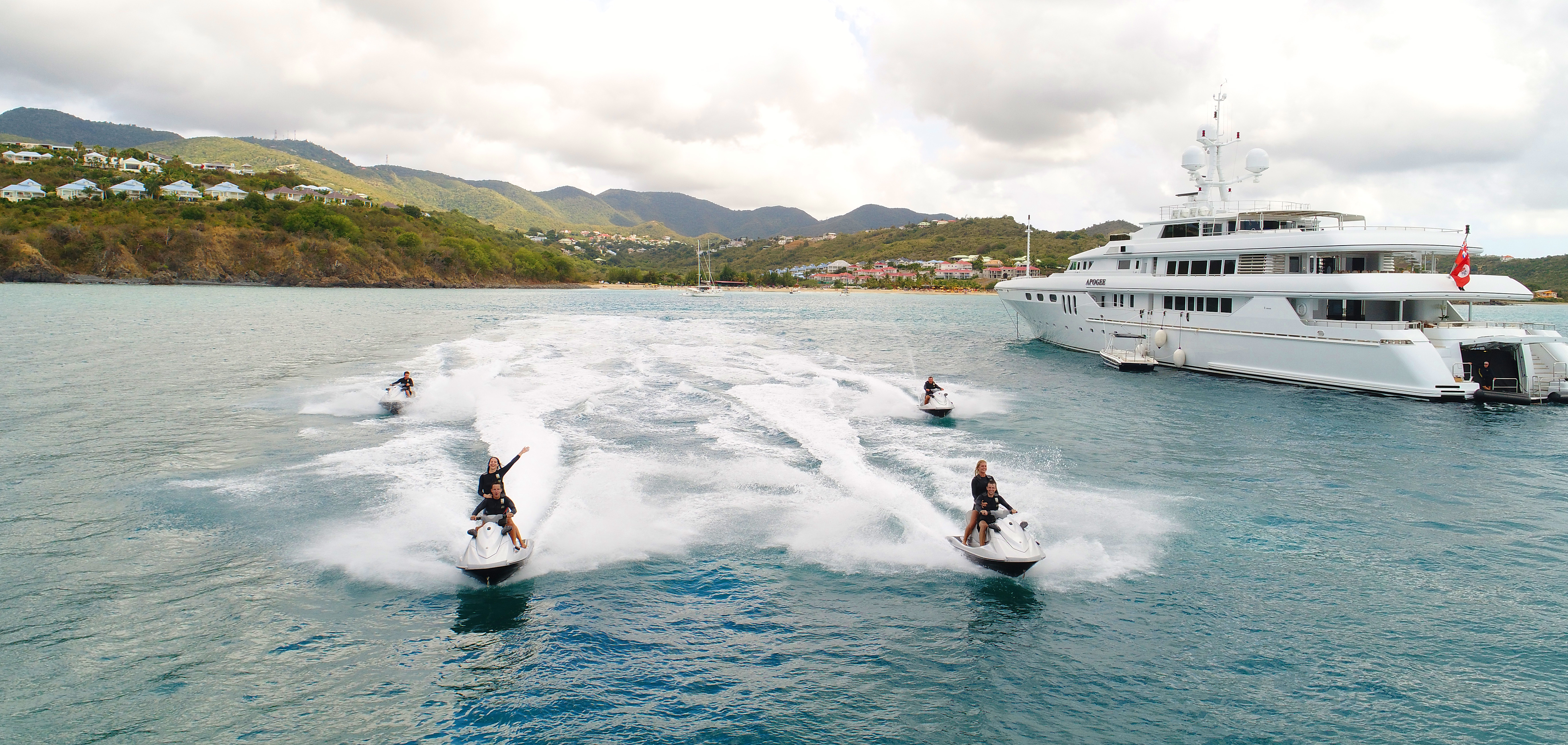 Yacht APOGEE - Water Toy Fun In The Caribbean  