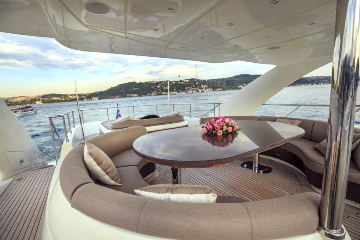 Yacht CANPARK By ISA Ancona - Aft