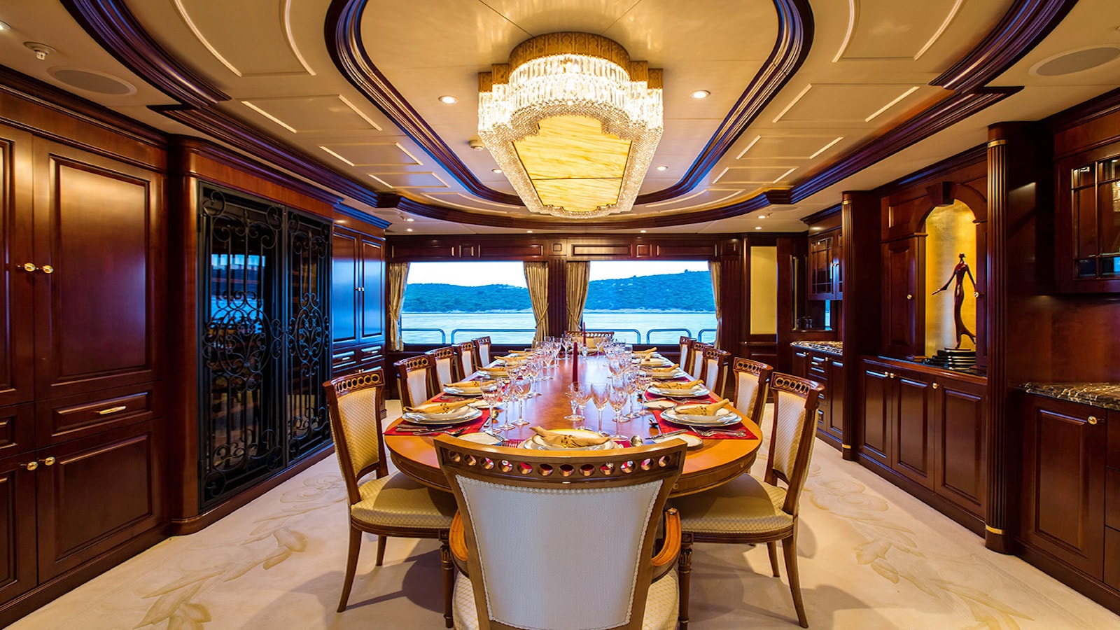 Yacht Mustique By Trinity - Interior Dining