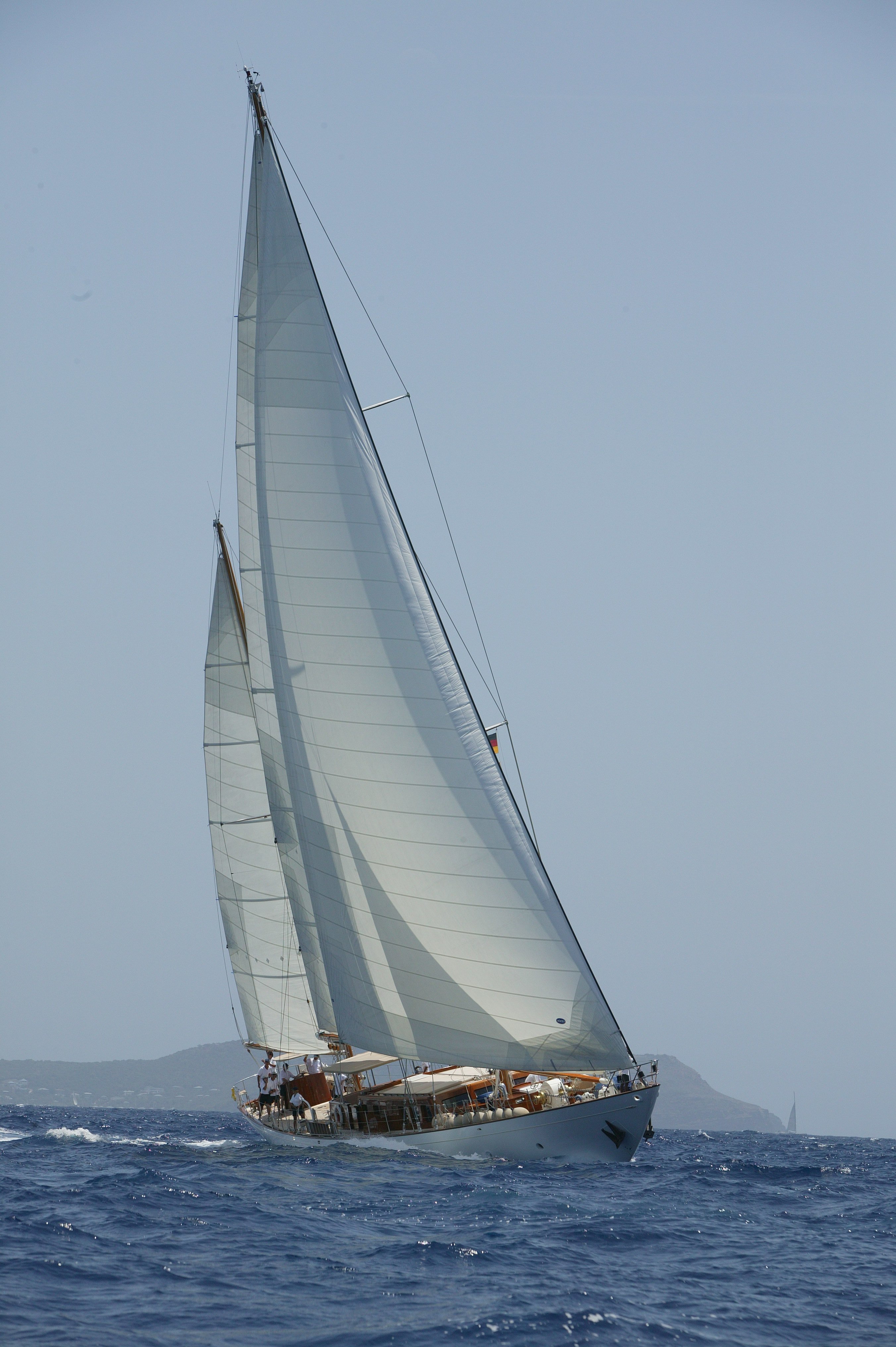 Yacht TIZIANA By Abeking & Rasmussen & Sparkman & Stephens - Sailing Bow