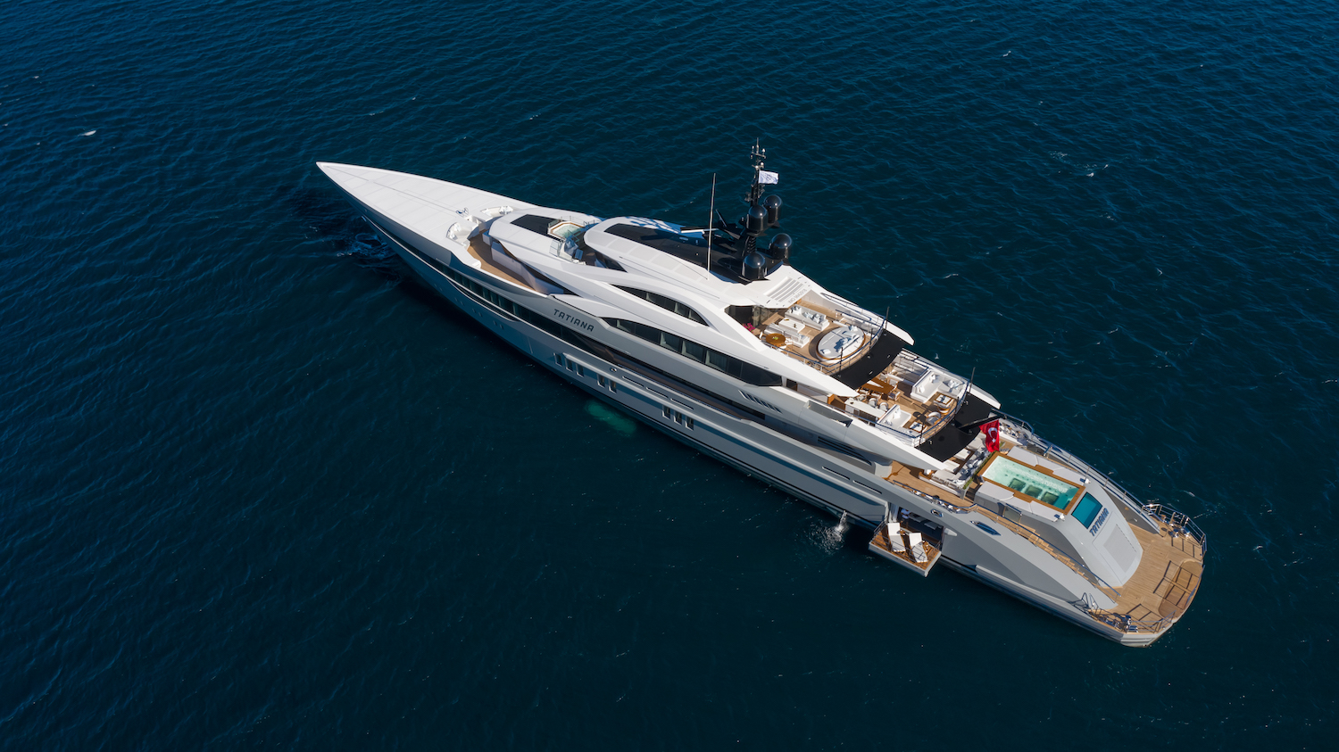 Anchor Image Gallery - The 36m Yacht RED ANCHOR - Serenity Photographed  From Above At Anchor – Luxury Yacht Browser